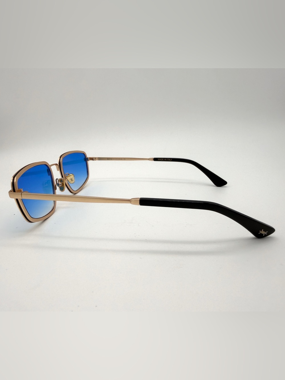 NWOT Bust Out Jimmy II Oro Gold Blue Gradient Sunglasses Made in Italy - Picture 3 of 6
